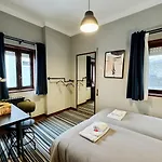 Ac House Порту