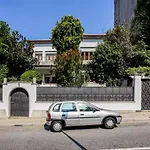 Ac House Гостевой дом Порту