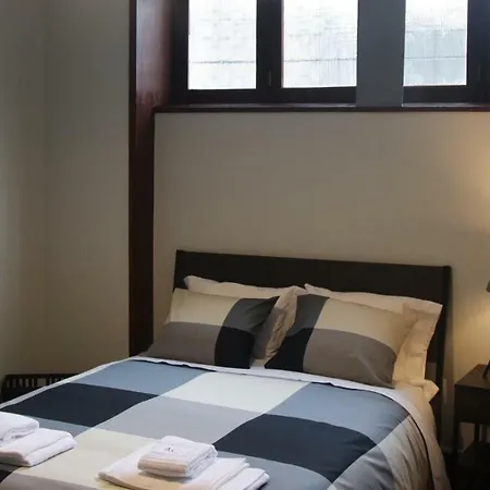 Ac House ゲストハウス